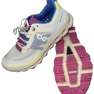 On Running Women's Multicolor Running Shoes